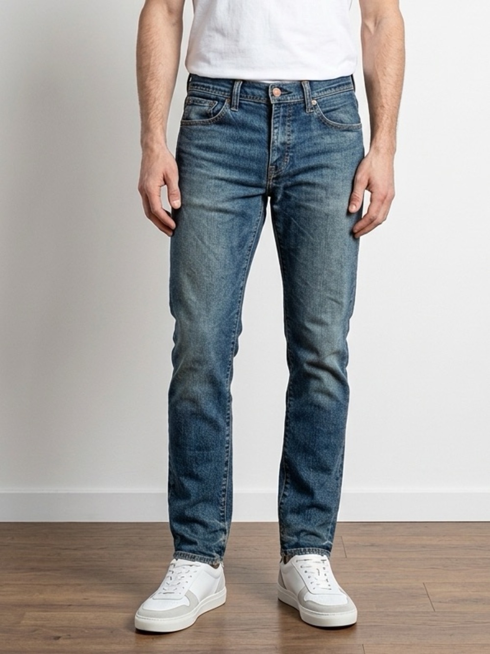 Levi's Men's Slim Straight Jeans in Medium Blue Wash | 511’s | 30 inch